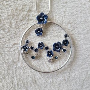 Pilgrim blue floral necklace